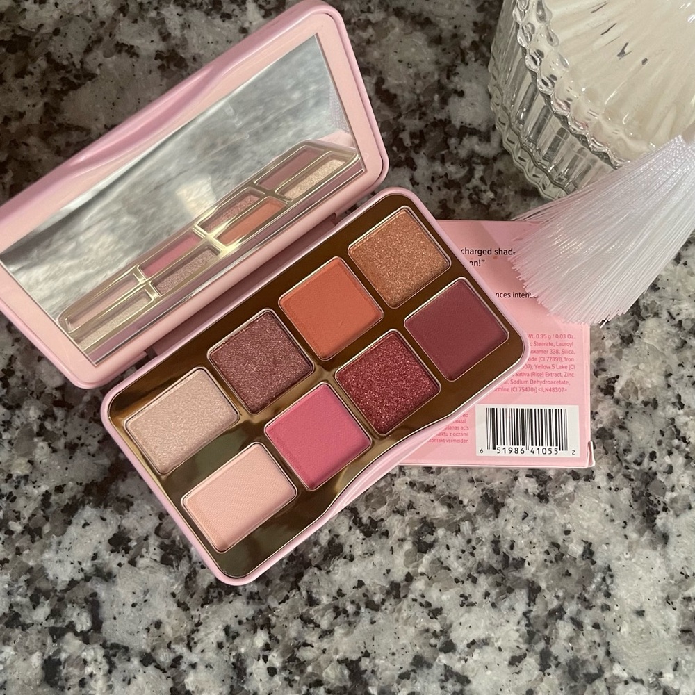 Too Faced Let's Play Eyeshadow 8 Color Palette - Picture 8 of 10